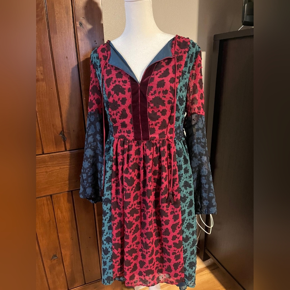 Bohemian Elegance: Matilda Jane Women's Dress M - Exquisite Pattern, EUC